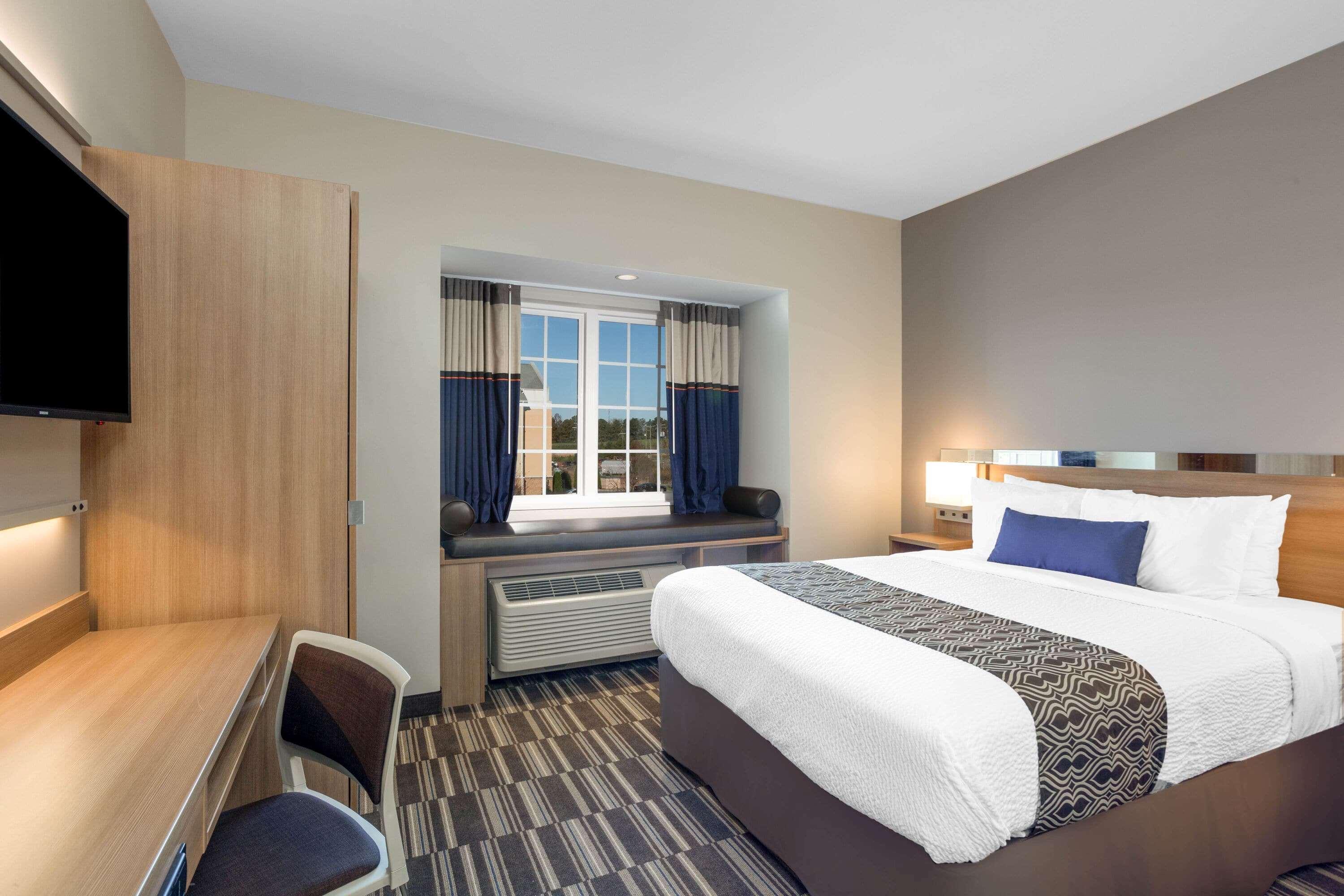 Microtel Inn Suites By Wyndham South Hill Dış mekan fotoğraf
