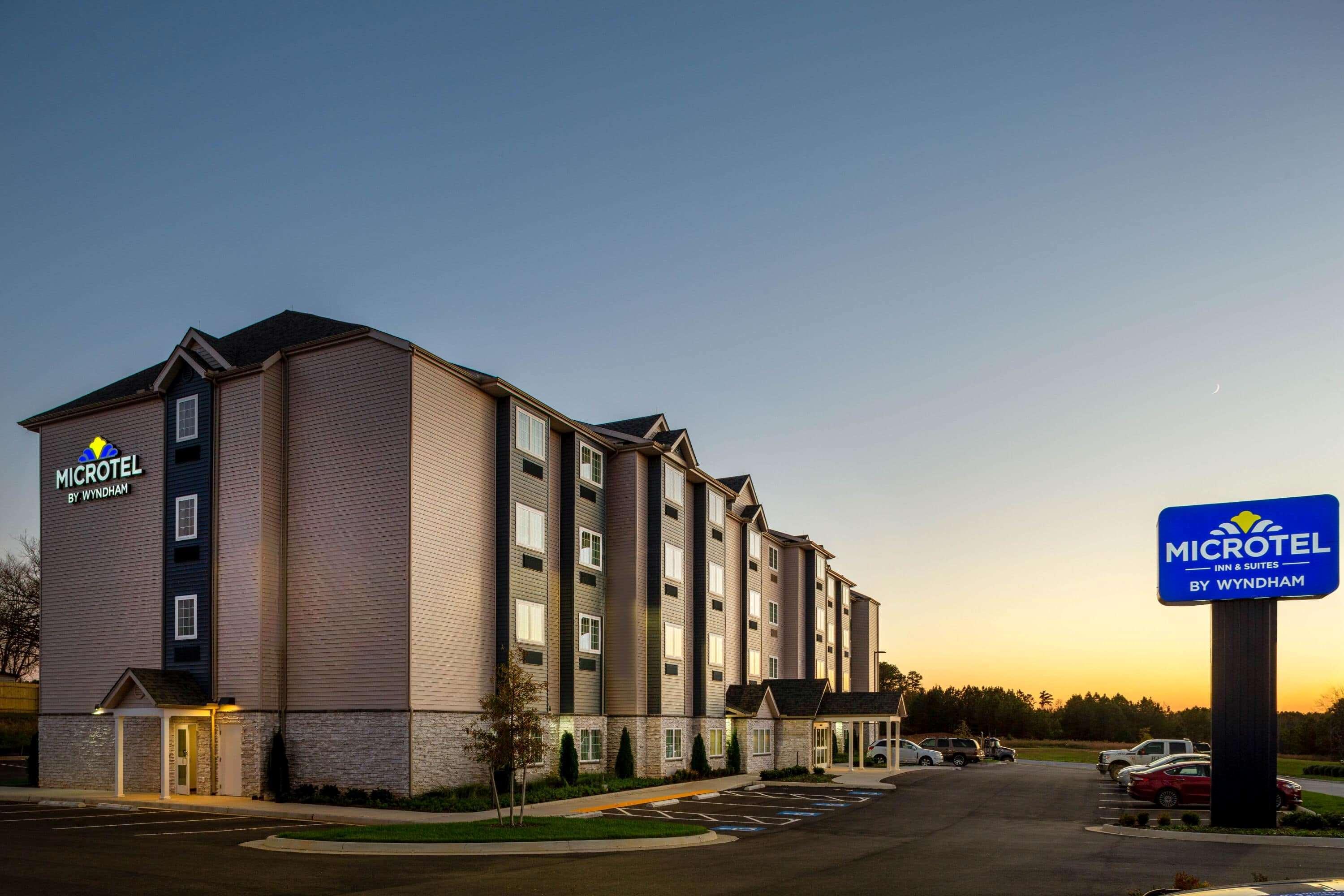 Microtel Inn Suites By Wyndham South Hill Dış mekan fotoğraf